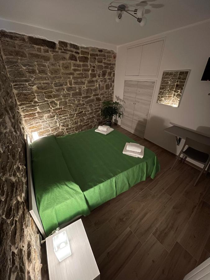 Petra Holiday Home 皮耶特拉佩尔托萨 外观 照片
